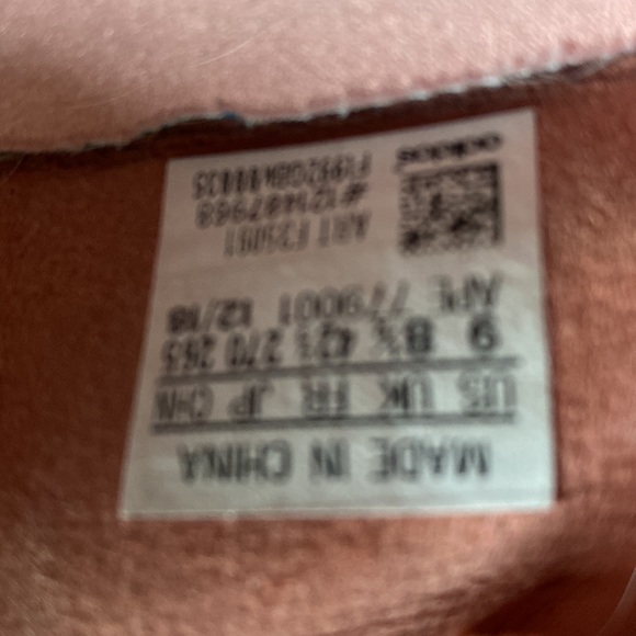 Adidas Eric Emanuel Exclusive Sneakers - Picture 5 of 5